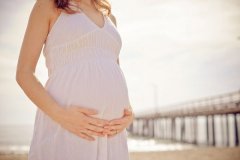 孕妇情绪波动大对胎儿的影响是什么 该如何