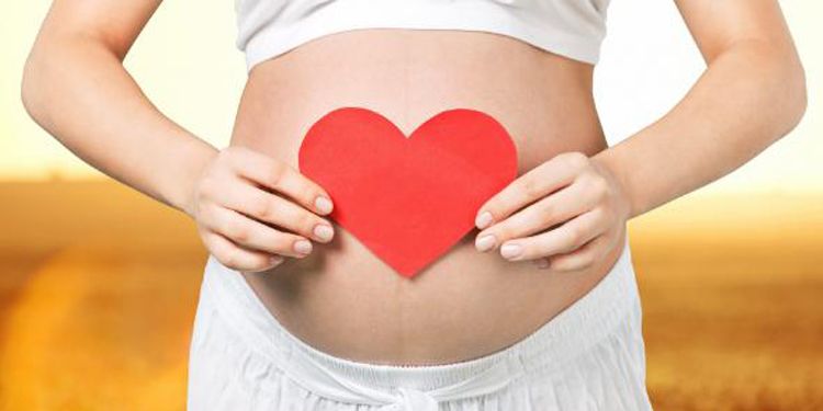 孕妇写真几个月拍最合适 闪光灯对胎儿有影响吗