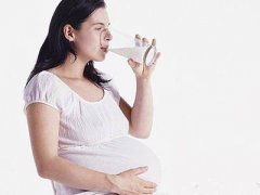 孕妇奶粉和普通奶粉的区别是什么 怀孕必须