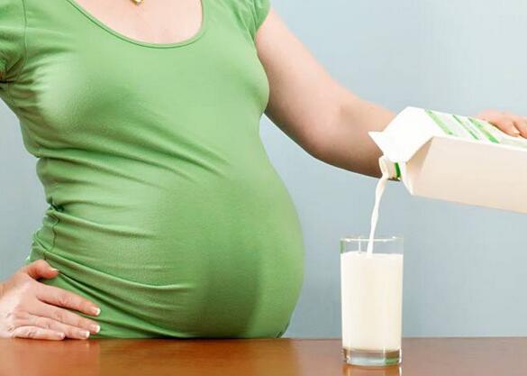 孕妇奶粉是早上喝好还是晚上喝好 孕妇奶粉的使