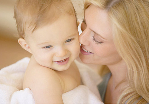 哺乳期晚上睡觉要穿内衣吗​ 哺乳期白天要穿内衣吗